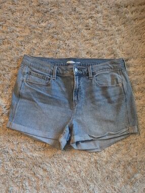OLD NAVY Mid Rise Boyfriend Jean Shorts Size 12